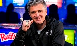 Первое золото России на WSOP 2014